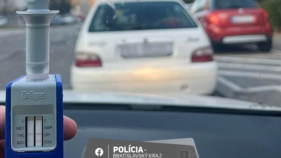 Novinky od januára 2025: Policajti môžu prítomnosť drog u vodičov zisťovať novými skríningovými testami