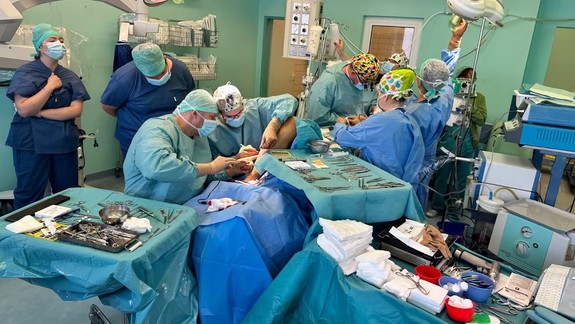 Úžasné: V ružinovskej nemocnici vykonali unikátny operačný zákrok