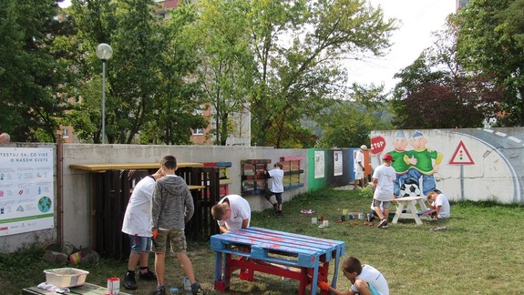 Počet dobrovoľníkov v Bratislavskom kraji medziročne opäť stúpol - čísla dvíhajú najmä školáci...