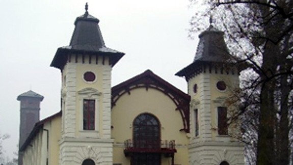 Krajskí poslanci schválili rekonštrukciu Divadla Aréna