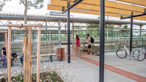 Odľahčovať preťažené cesty v meste by mali pomáhať aj prestupné terminály