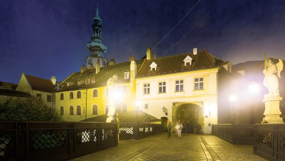 Tajomná panna na Michalskej veži, vzlyky upálenej bosorky a spiaci kat: Poznáte tieto legendy?