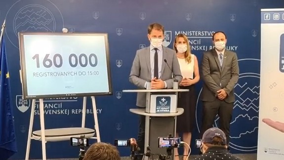 Matovič: Na očkovaciu prémiu sa registrovalo 160.000 ľudí