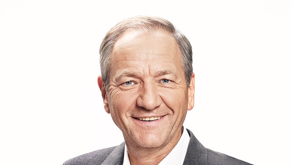 ROZHOVOR - Starosta Záhorskej Bystrice Jozef Krúpa o parkovaní: Problémom nie sú mimobratislavskí, ale domáci