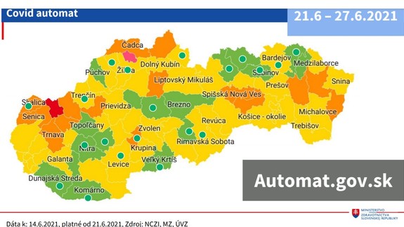 V druhom stupni varovania je jeden okres, zelených je 17