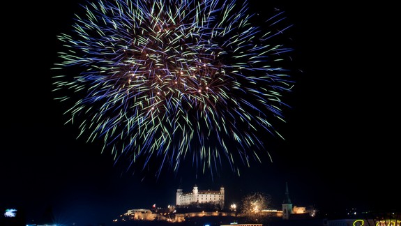 Novoročný ohňostroj v hlavnom meste odpália z Bratislavského hradu