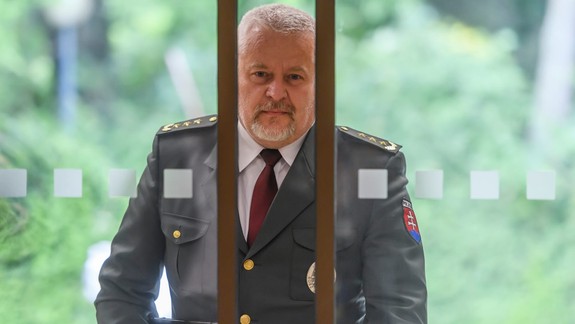 Razie v bratislavských kluboch: Policajný prezident sa stretol aj s primátorom Vallom