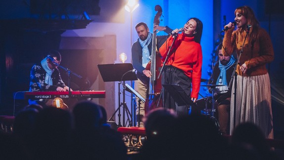 Katka Koščová odspieva v Bratislave vianočný koncert so sláčikovým kvartetom a speváckym zborom