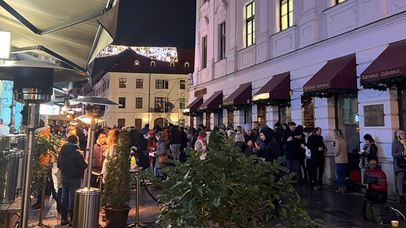 Skončil sa zákaz vychádzania, otvárajú sa školy, majú sa aj kultúrne podujatia