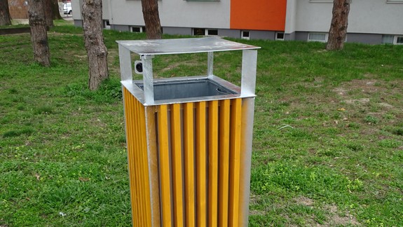 V uliciach Karlovej Vsi pribudnú desiatky nových košov