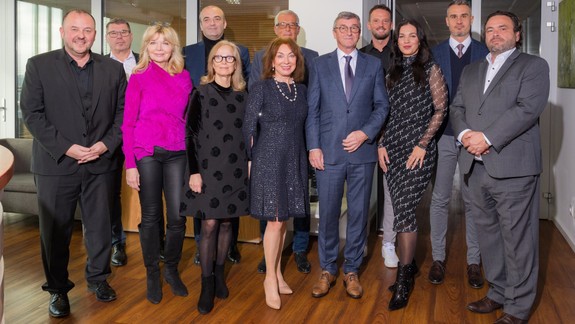 Krištáľové krídlo zverejnilo nominácie za rok 2024, nominovaný je aj R. Schuster či E. Horváth