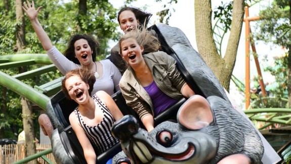 Mix atrakcií v najväčšom zábavnom parku 