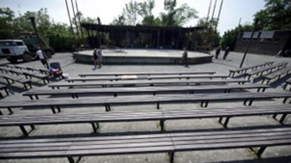 Rača dostala od mesta dotáciu na rekonštrukciu amfiteátra