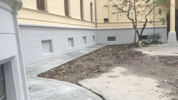 Dom slávneho prešporského lekárnika už neničí vlhkosť, Staré Mesto opravilo dvor v Pistoriho paláci