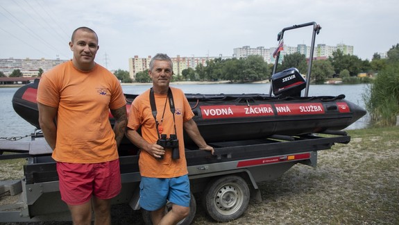Hrozné: Plavčíkom na Veľkom Draždiaku ukradli záchranársky čln