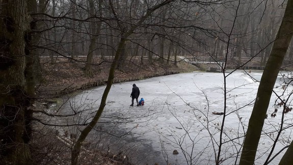 Odvážny tatino alebo nerozvážnosť rodiča? Posúďte sami