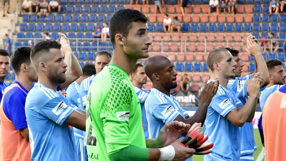 Futbalisti Slovana podľahli vo finále Česko-Slovenského Superpohára  Zlínu