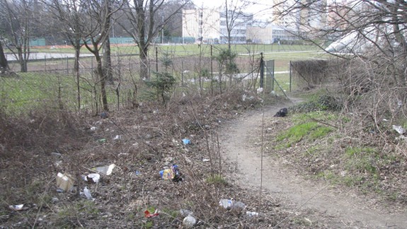 Obyvateľom prekáža výstavba pri dostihovej dráhe