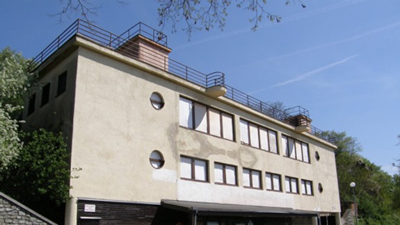 Amfiteáter v Devíne bude chátrať aj naďalej