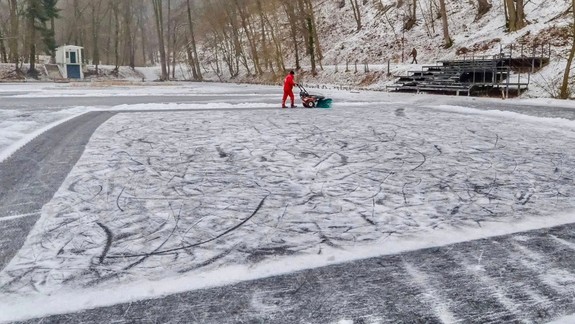 Tip na víkend: Na Železnej studničke by sa malo dať naďalej korčuľovať