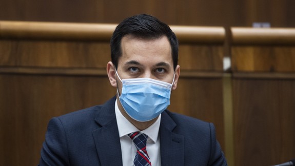 Podpredseda NR SR Juraj Šeliga sa ospravedlnil za nespustenie aplikácie eKaranténa