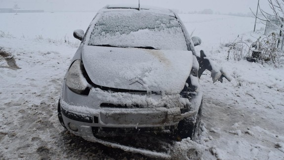 FOTO: Polícia počas dnešného dňa zaznamenala v Bratislavskom kraji 23 škodových udalostí a tri nehody