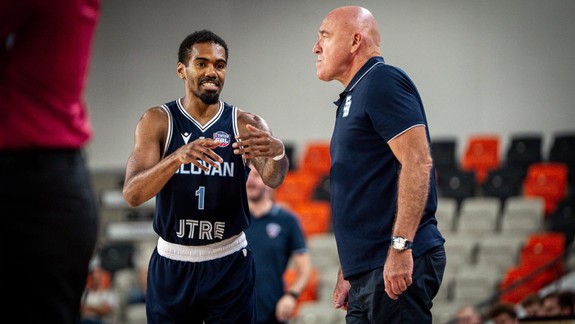 Basketbal: Evans predčasne skončil v Slovane, podľa Ondruša nezapadol do mužstva