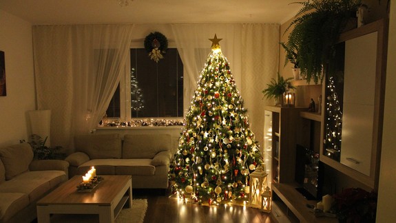 FOTO: Aj vy už máte doma vyzdobený vianočný stromček?