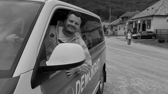 Tragédia na D1: Pri zrážke kamióna s dodávkou zomrel Michal Pavlík zo strany Demokrati