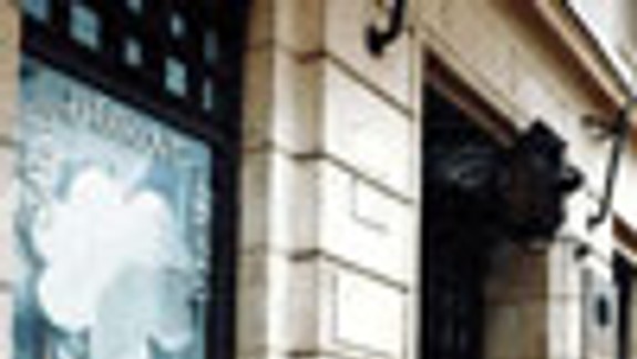 Deti vystavujú svoje zážitky z divadla