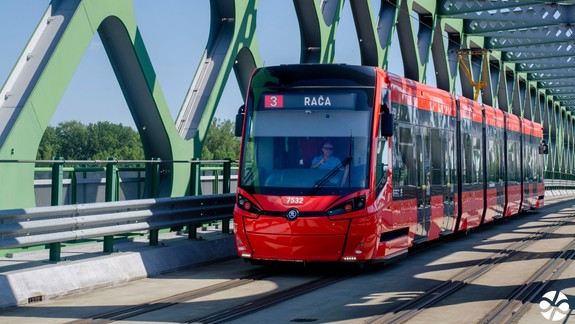 Bratislava je bližšie k 49-metrovým megaelektričkám, Dopravný podnik vyhodnotil verejné obstarávanie