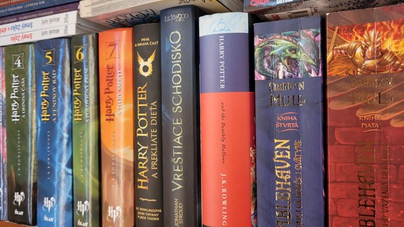 Ceny kníh sa pre konsolidačné opatrenia neznížia napriek poklesu sadzby DPH