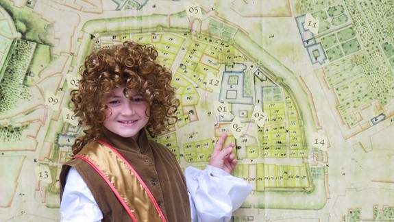 Bratislavčania spoznávajú príbehy budov „vytiahnutých“ zo vzácnej mapy 