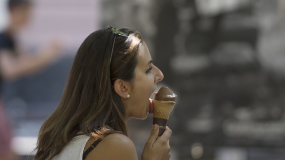 Pozor, horúčavy dnes vyvrcholia. Kedy sa ochladí?