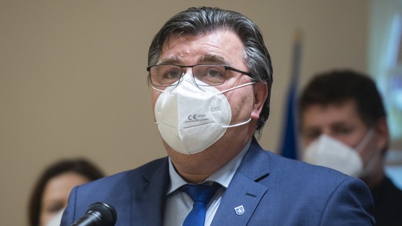 Voľby 2022: Do boja o kreslo primátora Senca idú oficiálne štyria kandidáti