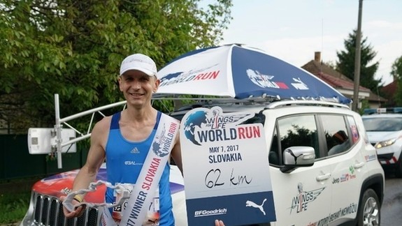 Neuveriteľné, aký úsek odbehol víťaz. Preteky Wings for Life lámali rekordy