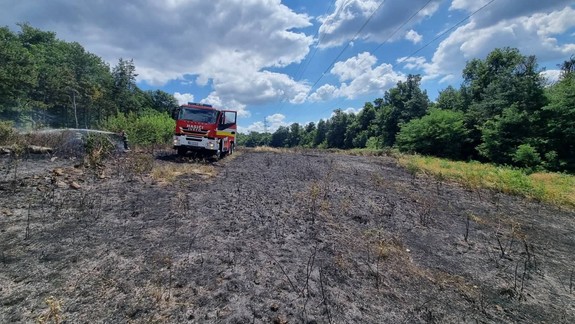 Horelo na Kramároch aj vo Vrakuni: Hasiči v nedeľu zasahovali pri dvoch požiaroch