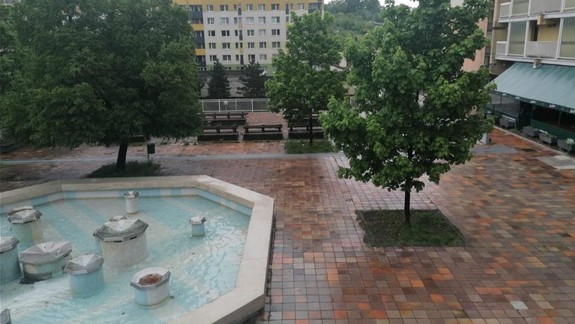 Chystá sa veľká rekonštrukcia Jurigovho námestia v Karlovej Vsi