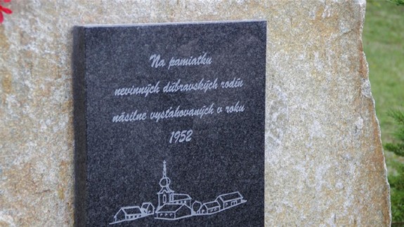 Pamätajú na vysťahovaných Dúbravčanov