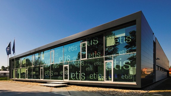 Bratislavské stavby bodovali v CE.ZA.AR 2010