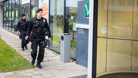 NAKA zasahuje v Mochovciach a v Bratislave v rámci akcie Požiar