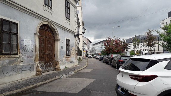 Rekonštrukcia Konventnej ulice sa opäť rozbieha. Pred letom 2023 by mala byť hotová