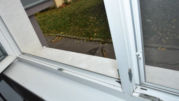 Bratislavskí policajti objasnili sériu vlámaní do bytov, dvaja Ukrajinci skončili za mrežami