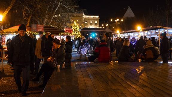Stratené mobily i poranená hlava. Silvester bilancujú aj mestskí policajti