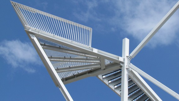 FOTO: Na Devínskej Kobyle už stojí nová vyhliadková veža