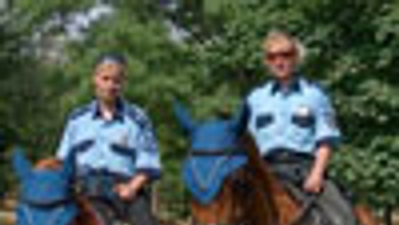 Veľké kopy na ceste treba tiež odpratávať!