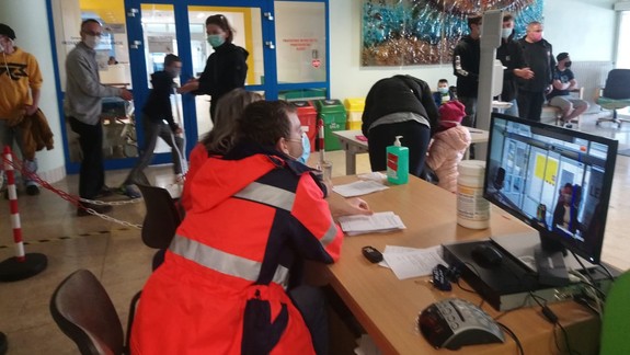 Niektoré detské nemocnice evidujú počas tretej vlny viac pacientov s COVID-19 - koľko lôžok je obsadených?