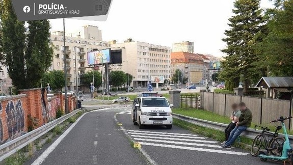 Kolobežkári boli vlani v Bratislavskom kraji účastníkmi 23 dopravných nehôd, dvaja neprežili