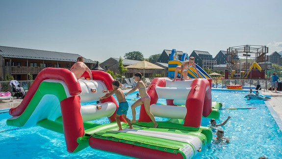 Na letnú dovolenku sa oplatí myslieť už teraz - obľúbený liptovský rezort ponúka first minute zľavy!