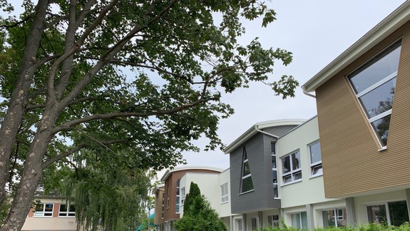 V Záhorskej Bystrici nastúpil do školy rekordný počet prvákov